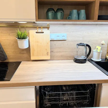 Apartament Quiet & Cozy Apartment/ Balcony / Popular Location